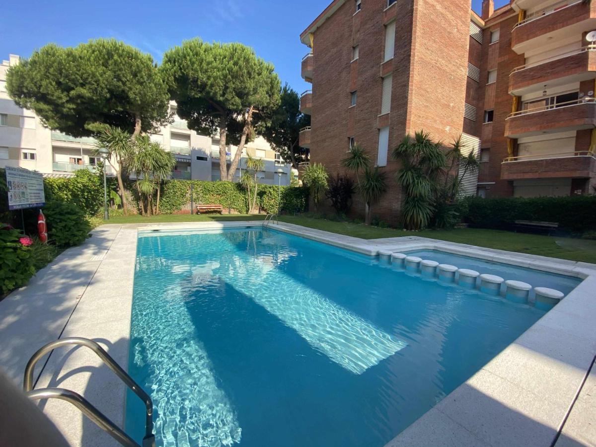 Las Antillas Con Piscina A Pie De Playa 4 Pax Lloret de Mar Exterior photo